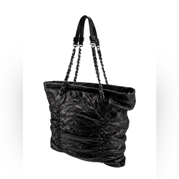 Beautiful authentic Chanel Tote Bag! - Picture 2 of 5